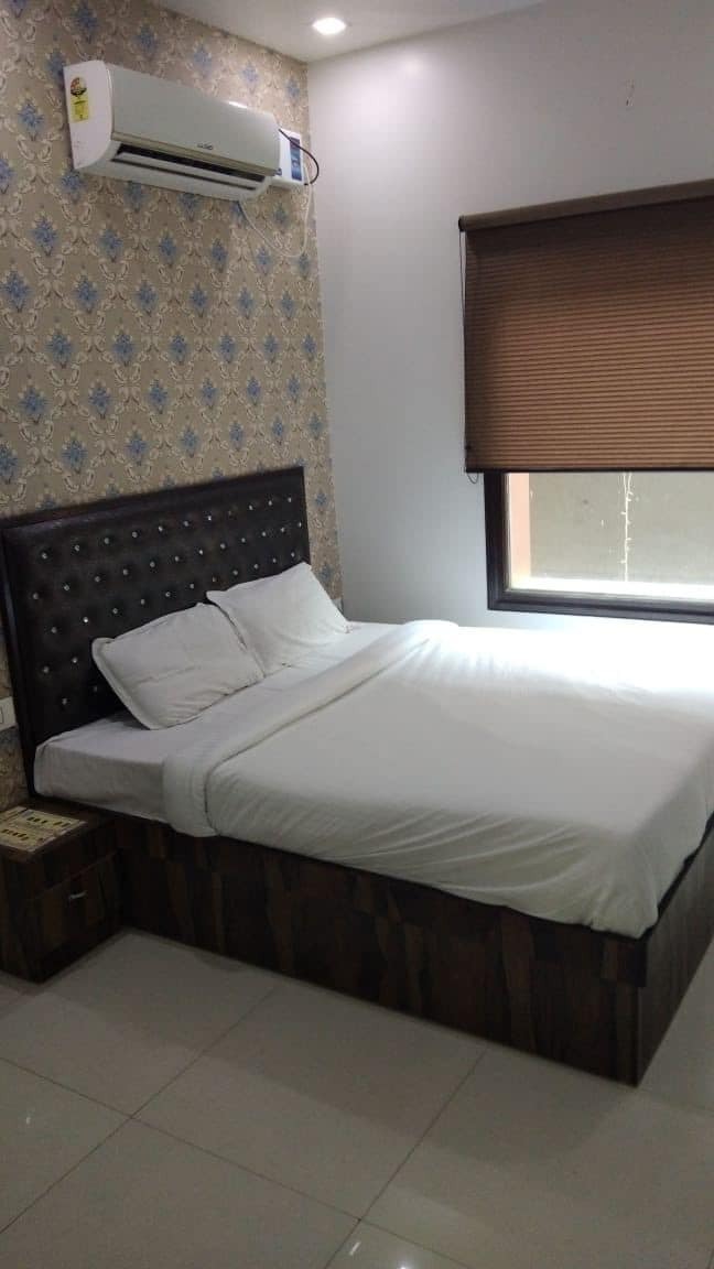 אמריצר Oyo 26591 Hotel Angad Inn מראה חיצוני תמונה